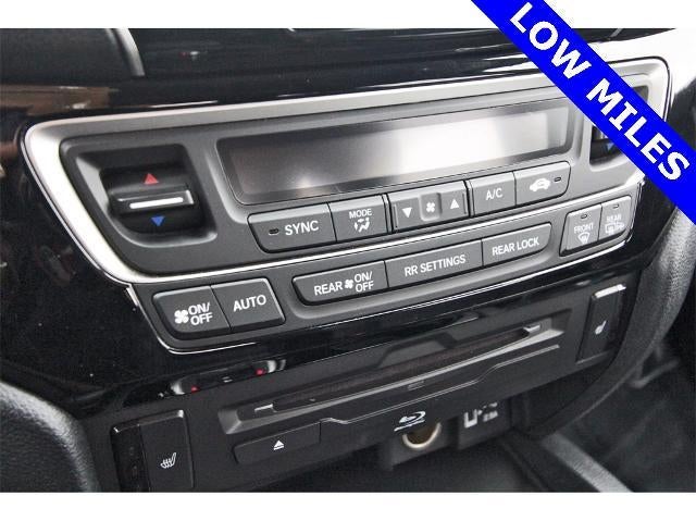 2022 Honda Pilot Touring 8-Passenger 2WD
