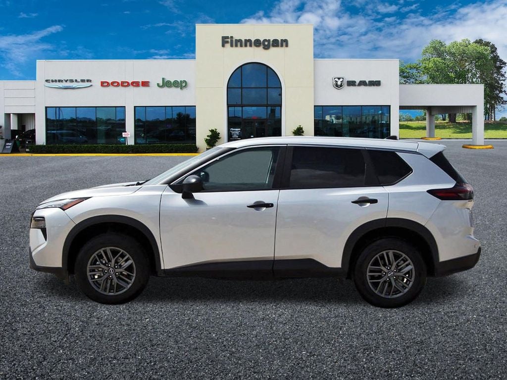 2024 Nissan Rogue S FWD