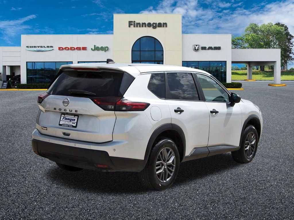 2024 Nissan Rogue S FWD