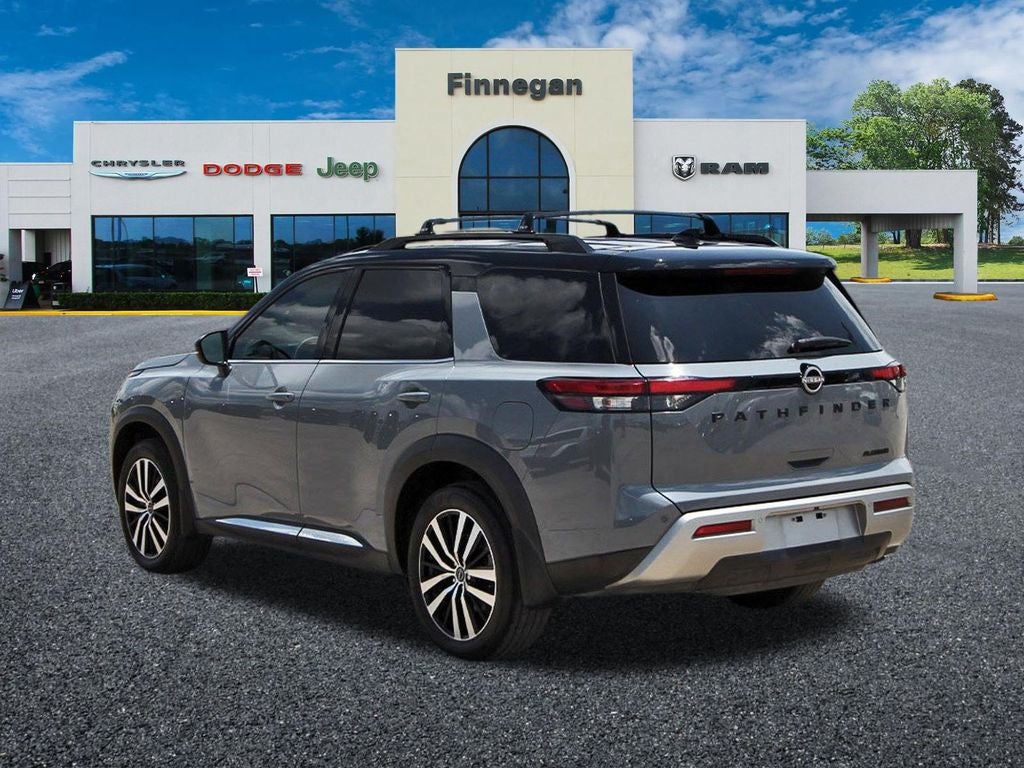 2023 Nissan Pathfinder Platinum FWD