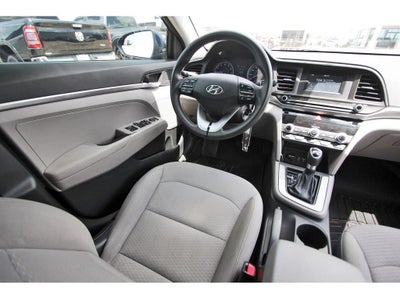 2020 Hyundai Elantra SE