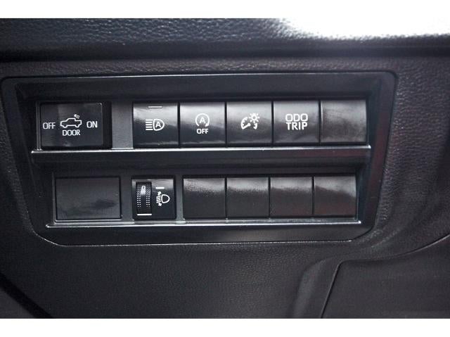 2024 Toyota Tundra 2WD 2WD SR5 CrewMax 5.5' Bed (SE)