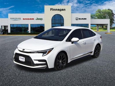 2023 Toyota Corolla SE CVT (Natl)