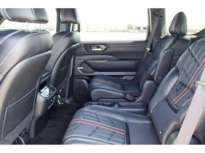 2026 Nissan Armada 4x4 PRO-4X *Ltd Avail*