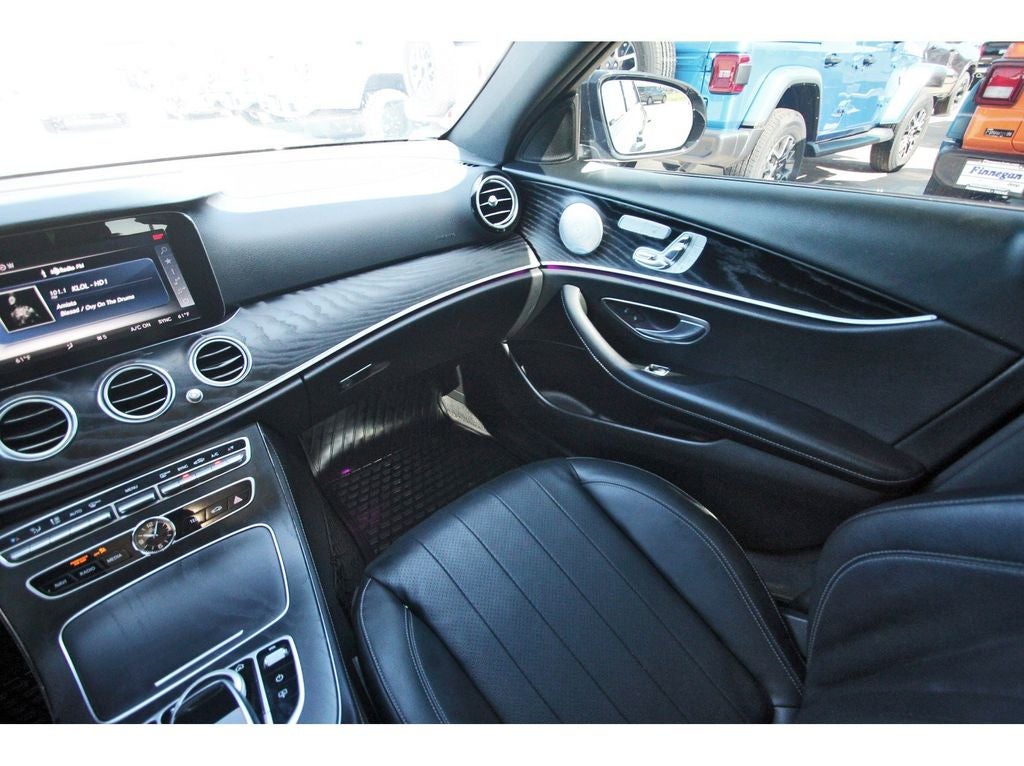 2018 Mercedes-Benz E 300 E 300
