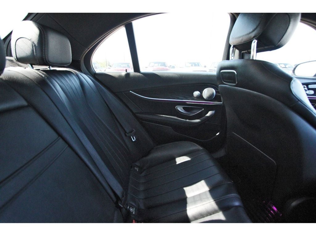 2018 Mercedes-Benz E 300 E 300