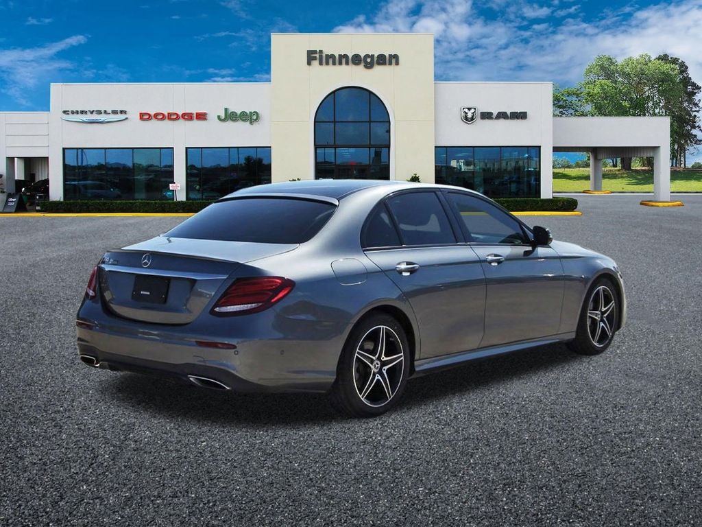 2018 Mercedes-Benz E 300 E 300