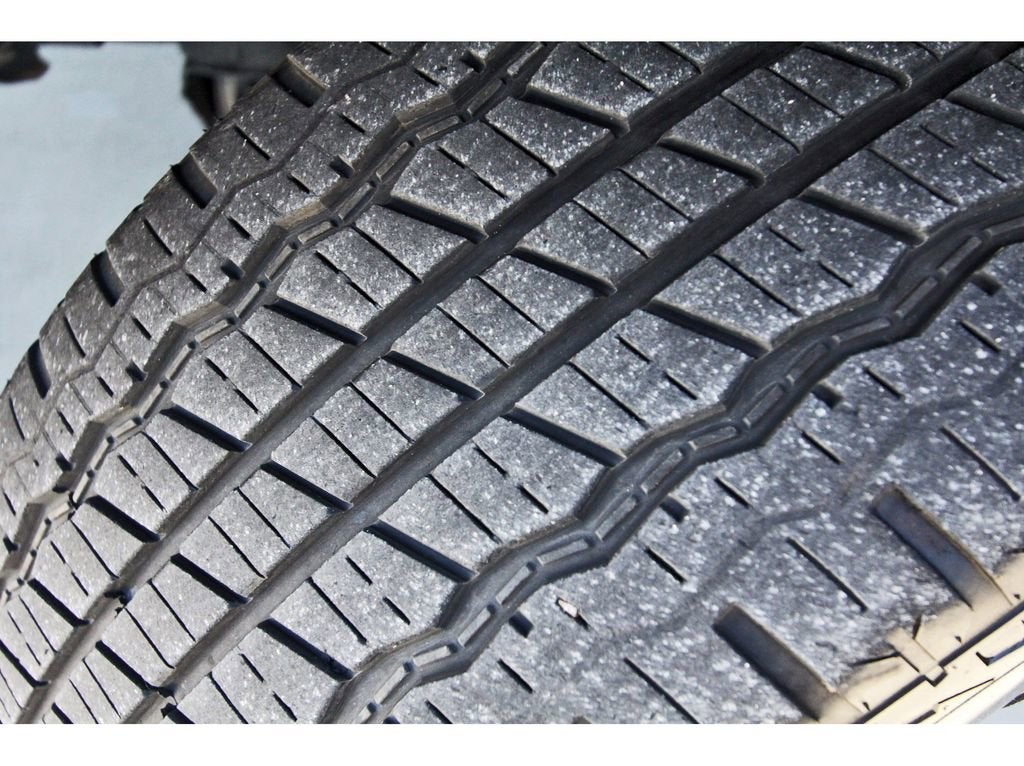 2023 Jeep Wagoneer L BASE