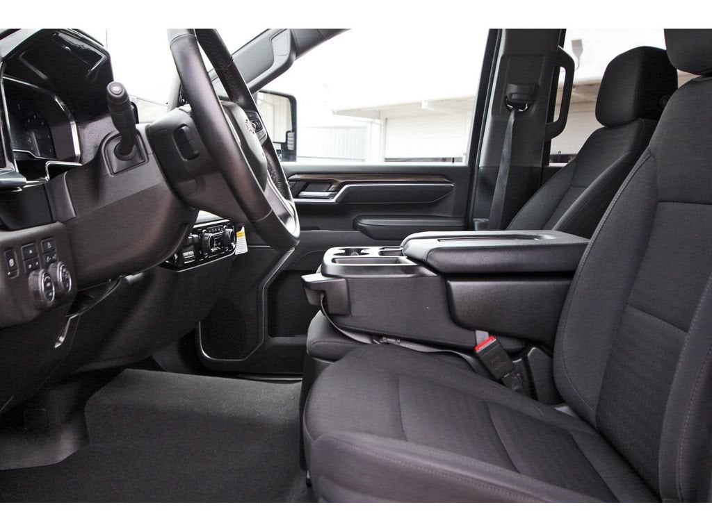 2025 Chevrolet Silverado 3500 HD LT