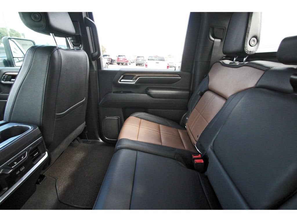 2024 Chevrolet Silverado 3500 HD High Country DRW