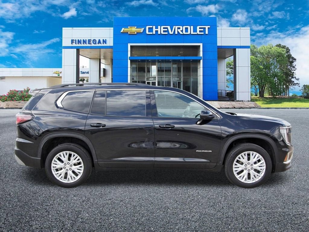 2024 GMC Acadia Elevation