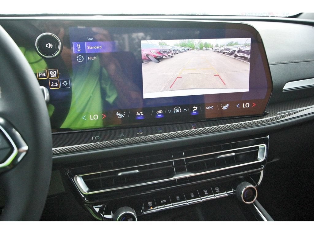 2027 Chevrolet Traverse Z71 - Photo 15