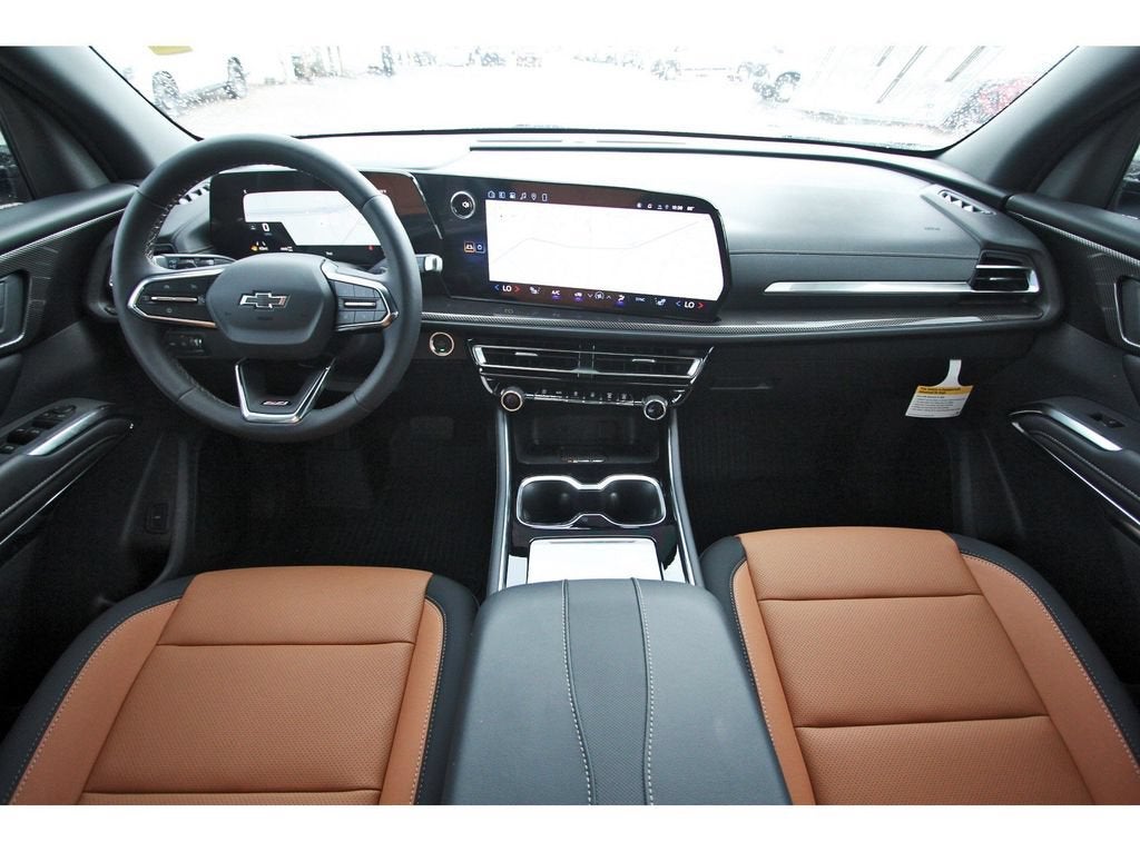 2027 Chevrolet Traverse Z71 - Photo 8