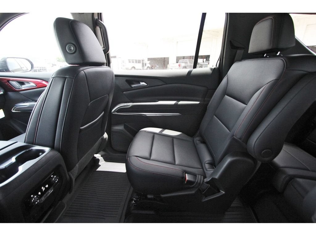 2026 Chevrolet Traverse Z71 - Photo 11