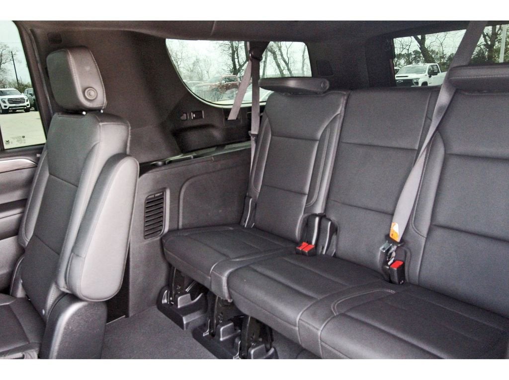 2022 Chevrolet Suburban LT