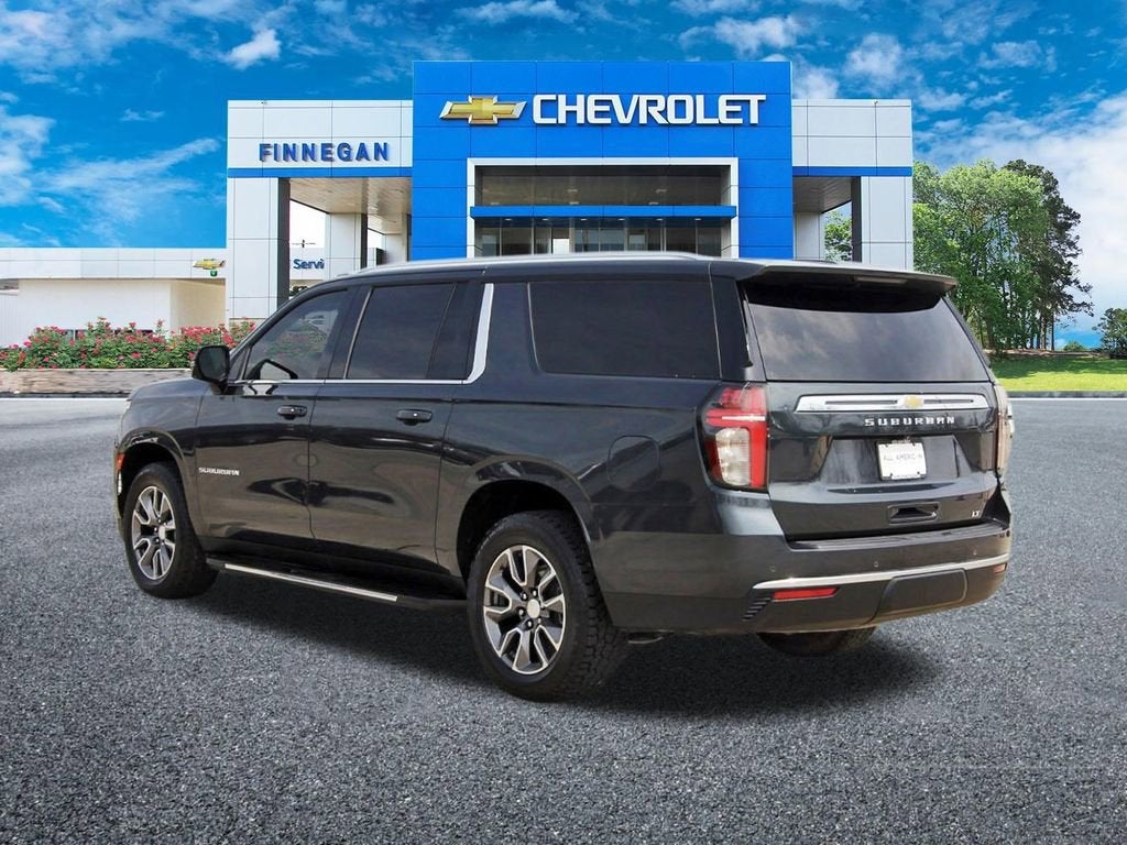 2022 Chevrolet Suburban LT