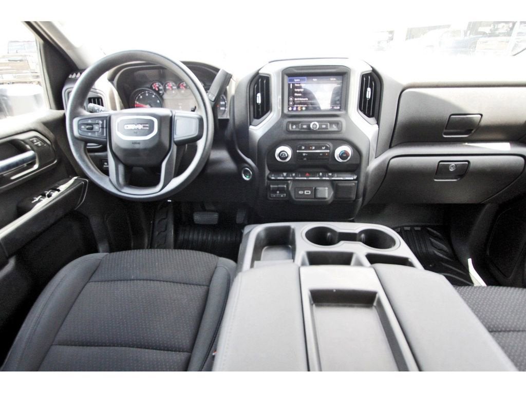 2025 GMC Sierra 3500 HD Pro