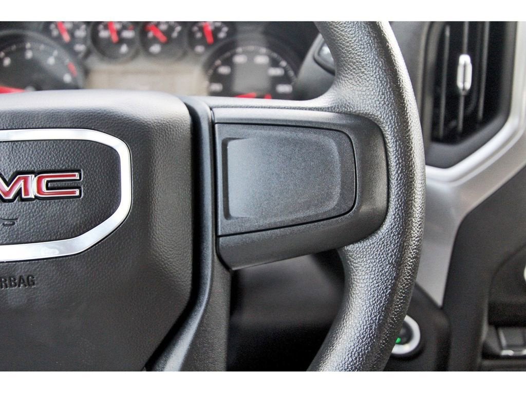 2025 GMC Sierra 3500 HD Pro