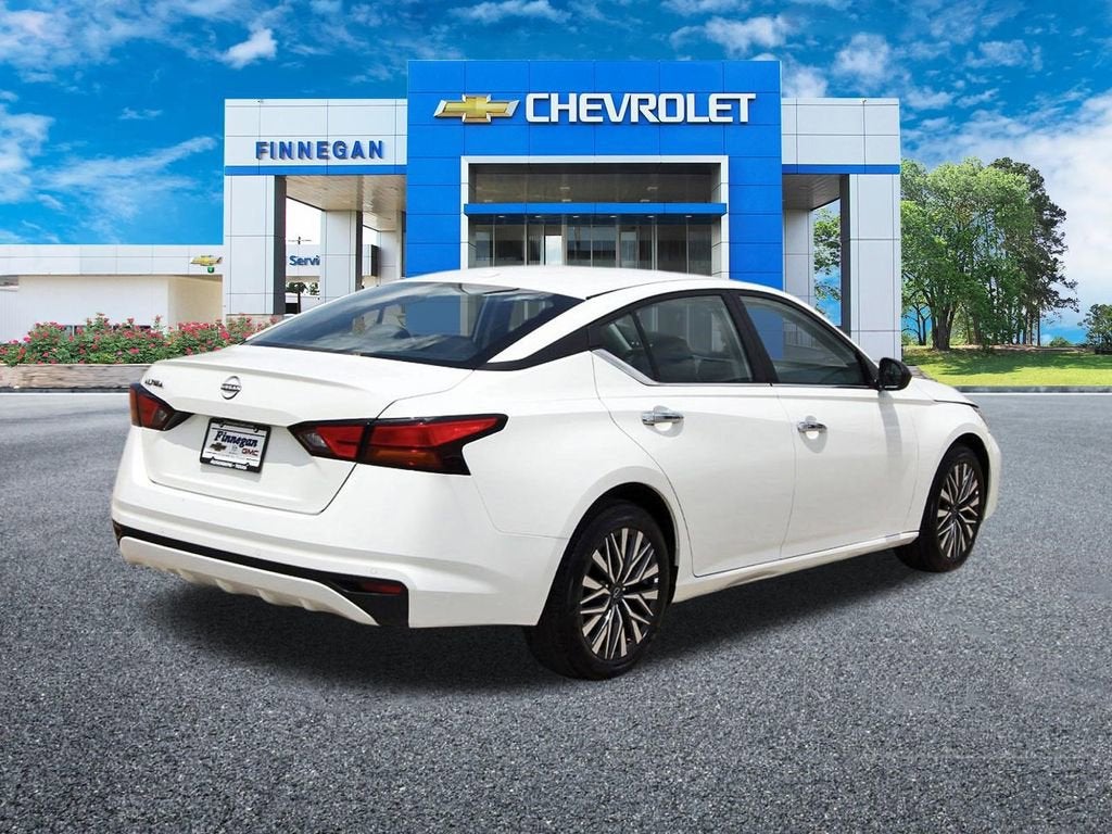 2025 Nissan Altima SV