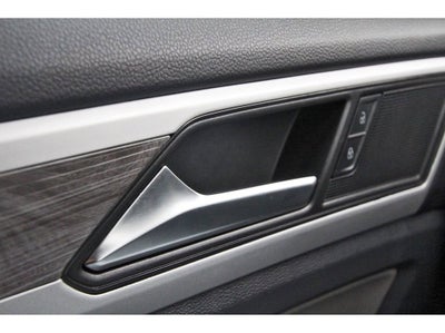 2022 Volkswagen Atlas Cross Sport 2.0T SE w/Technology