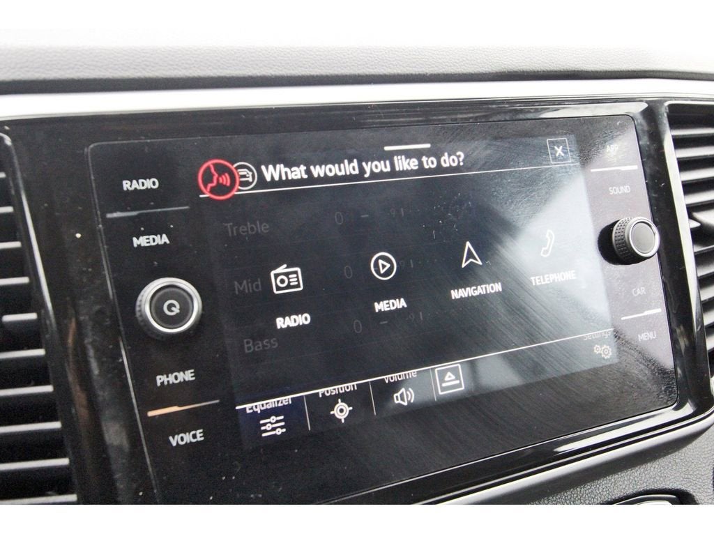 2022 Volkswagen Atlas Cross Sport 2.0T SE w/Technology