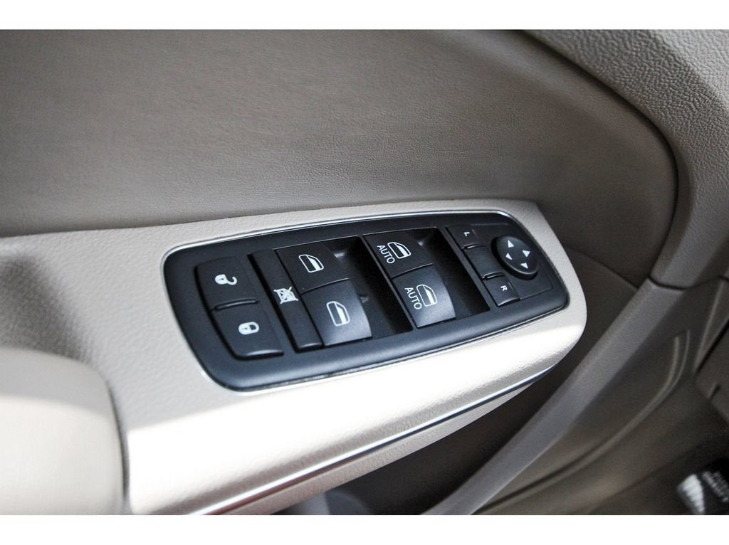 2011 Chrysler 300 300C