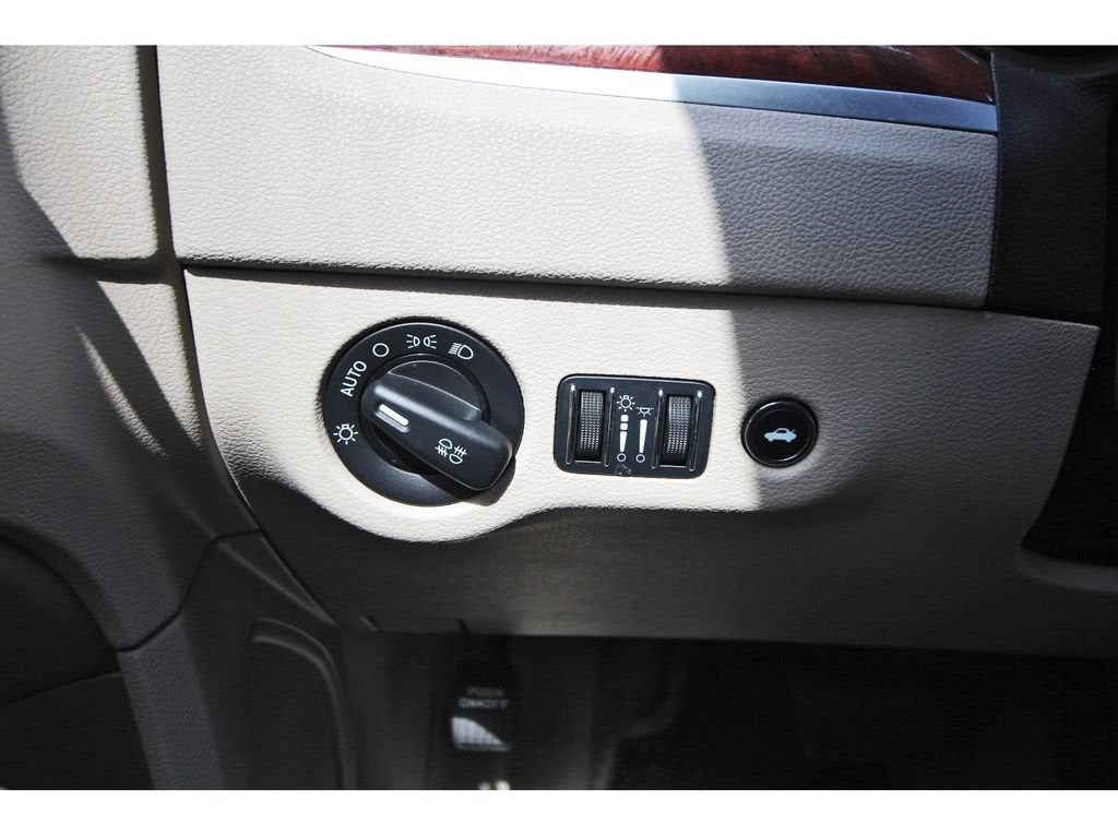 2011 Chrysler 300 300C