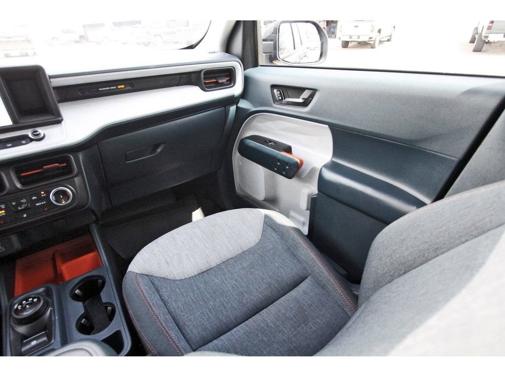 2023 Ford Maverick XL