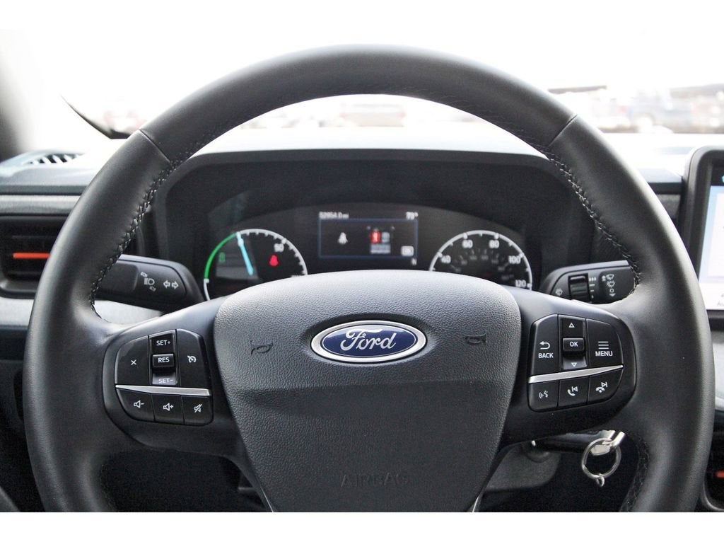 2023 Ford Maverick XL