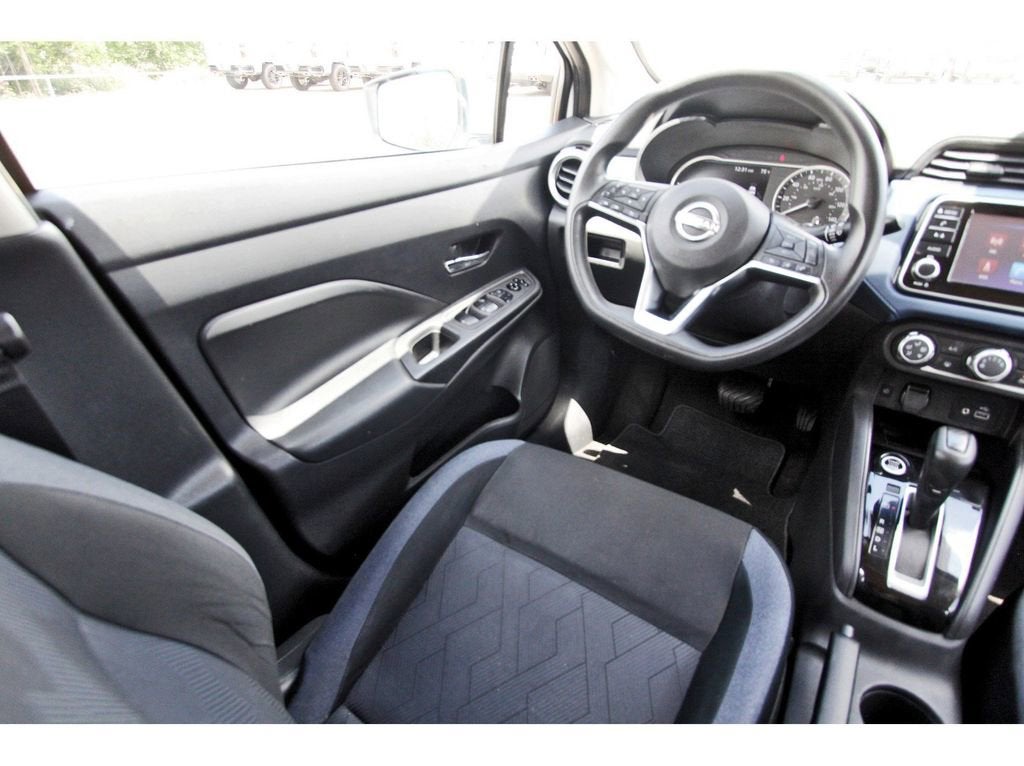 2024 Nissan Versa SV