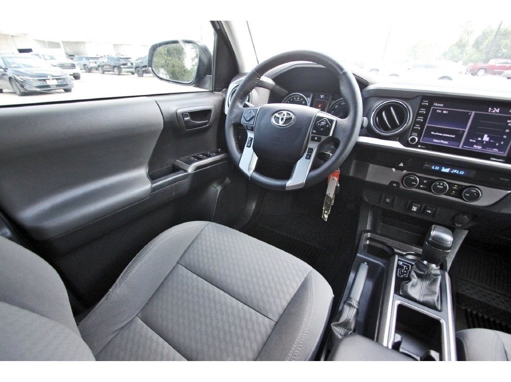 2022 Toyota Tacoma 2WD SR5