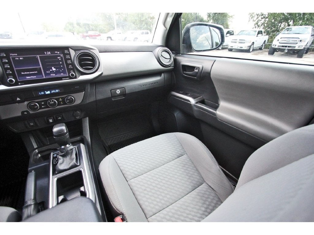 2022 Toyota Tacoma 2WD SR5