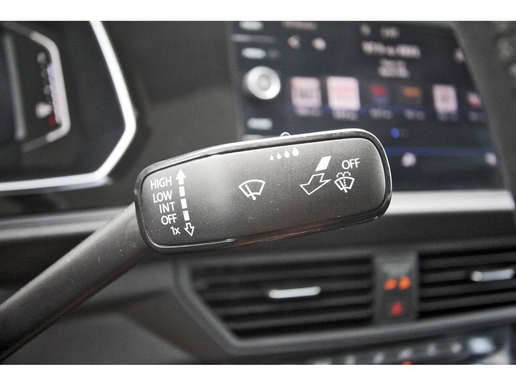 2020 Volkswagen Jetta SEL Premium