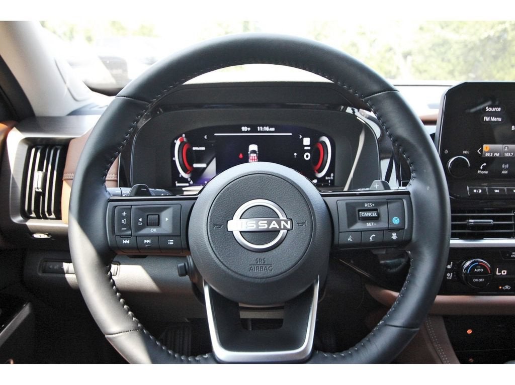 2025 Nissan Pathfinder Platinum