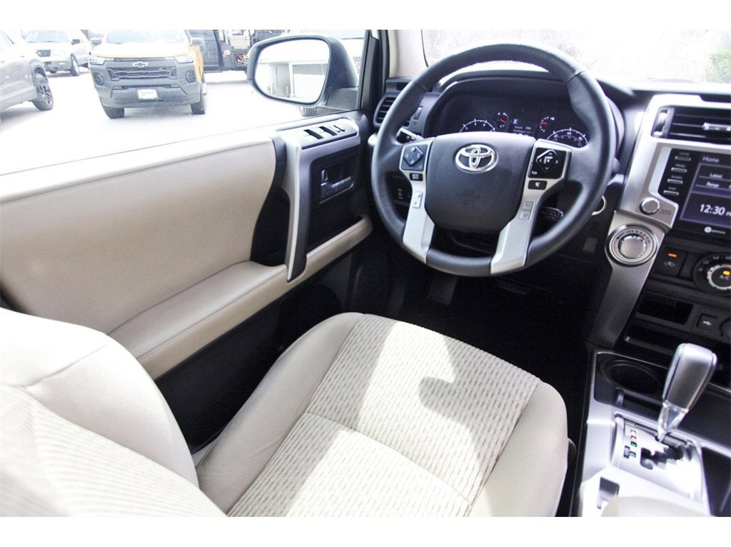 2023 Toyota 4Runner SR5