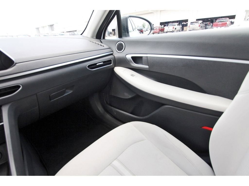 2022 Hyundai Sonata SE