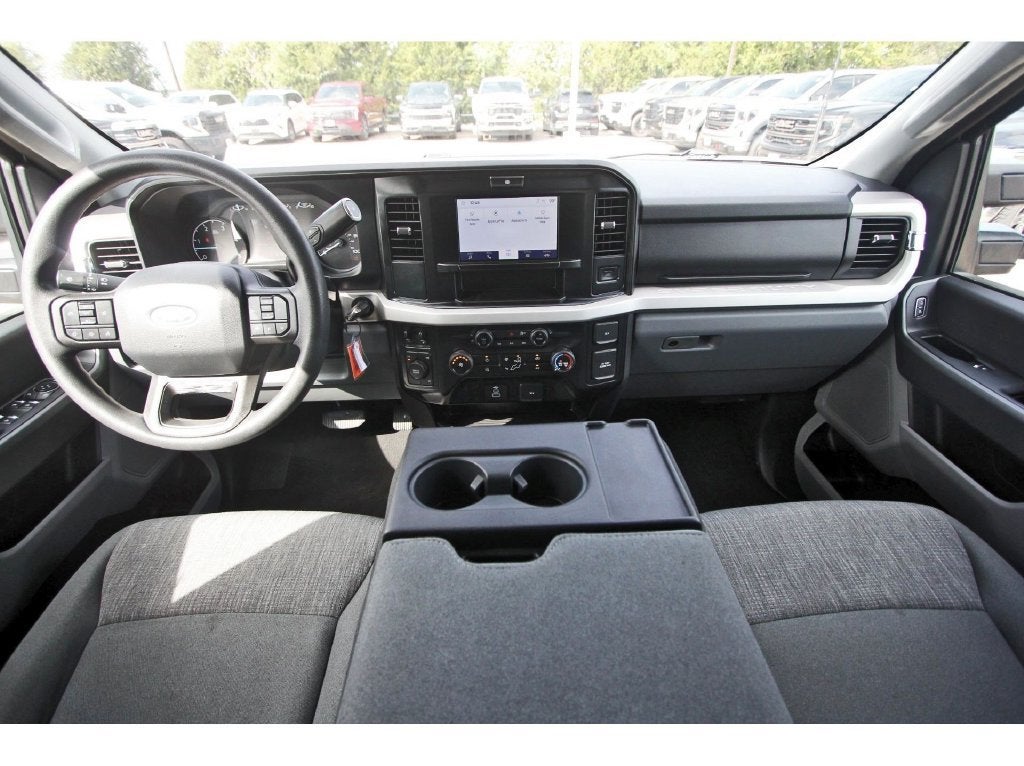 2025 Ford Super Duty F-250 SRW XL
