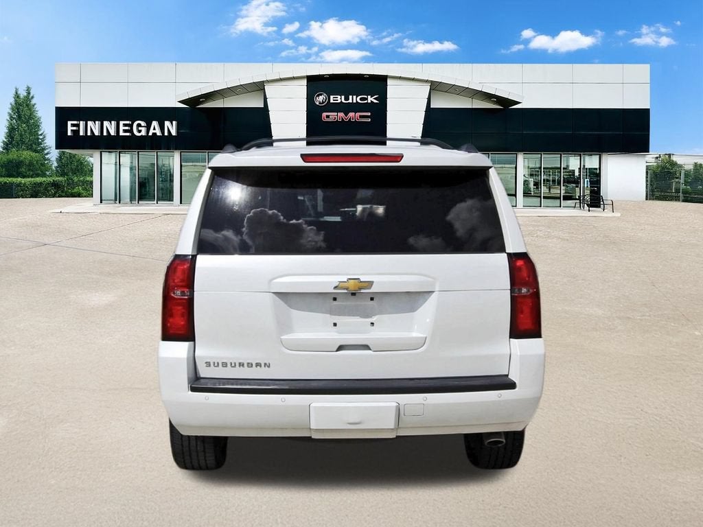 2017 Chevrolet Suburban LT
